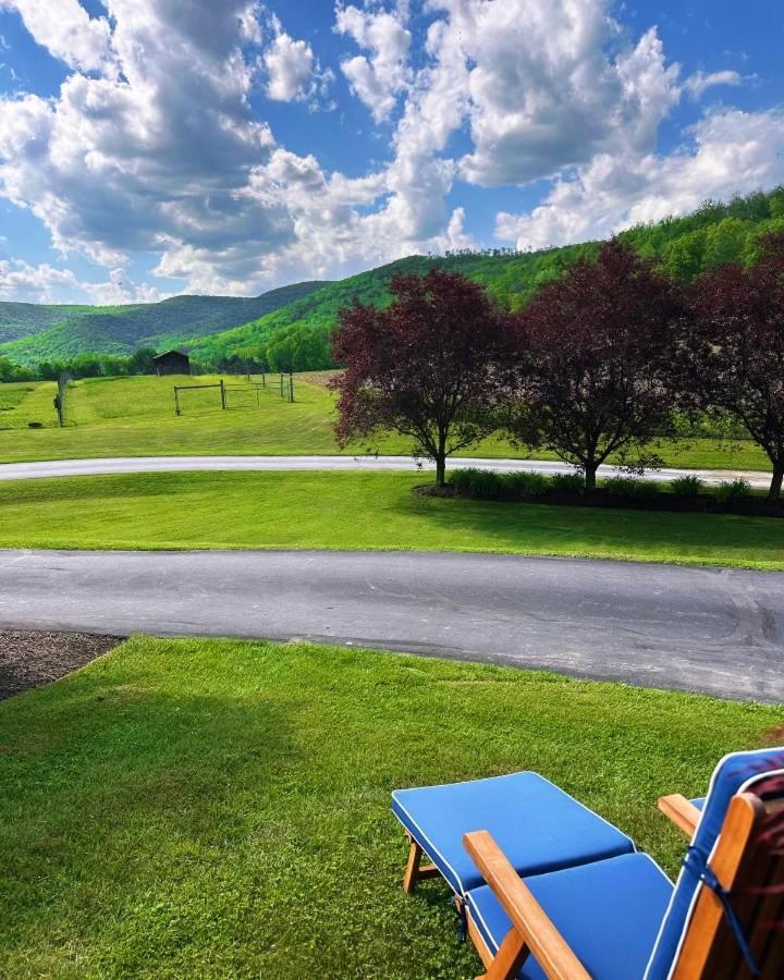 37 Oak Ridge House Bed and Breakfast Wellsboro Buitenkant foto